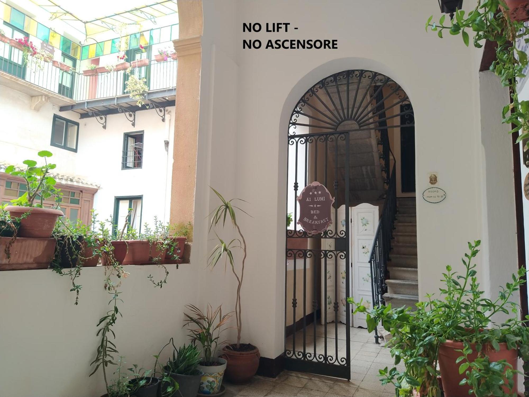 Bed and Breakfast Ai Lumi Trapani Exterior foto